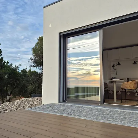 Adults-only With Sea View In Apartamento